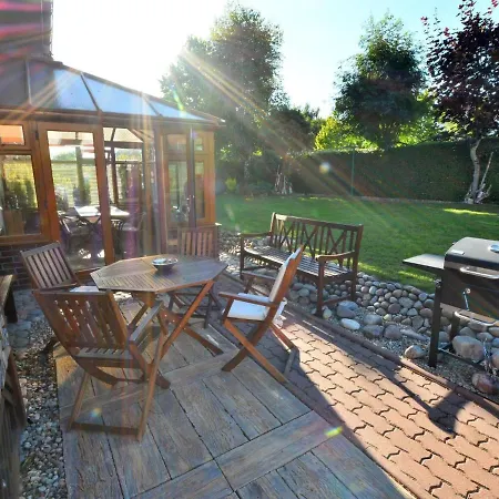 House With Sauna And Garden, Jaros Awiec Holiday home