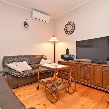 In Jaros Awiec Near The Дом отдыха